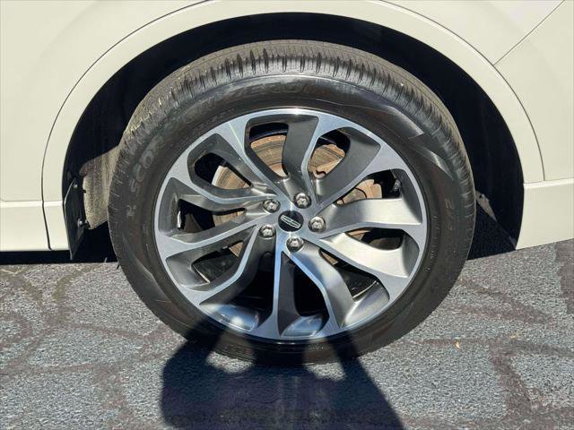 Used 2022 Lincoln Aviator Grand Touring w/ Elements Package Plus AWD/4WD image 11