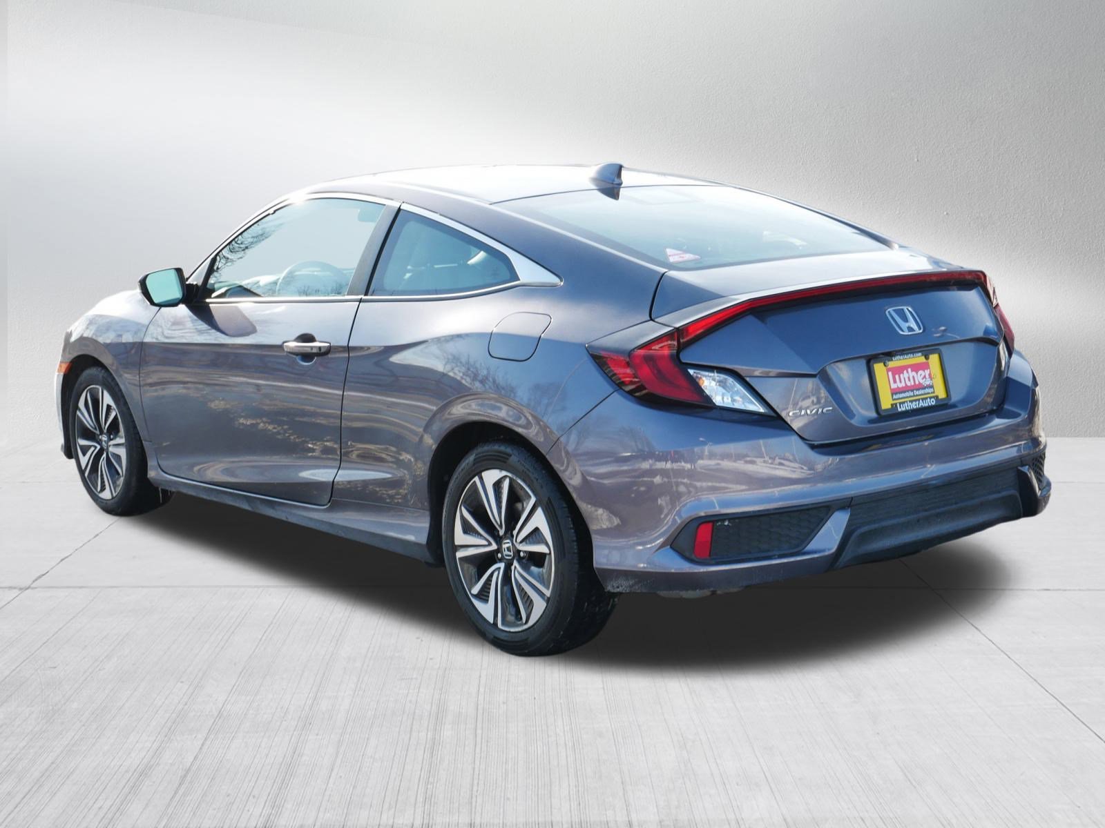Certified 2018 Honda Civic EX-T image 5