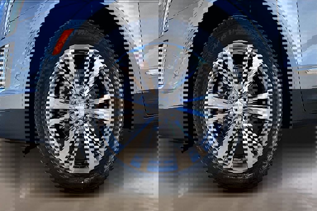 New 2026 Cadillac XT5 Premium Luxury w/ LPO, Floor Liner Package image 12