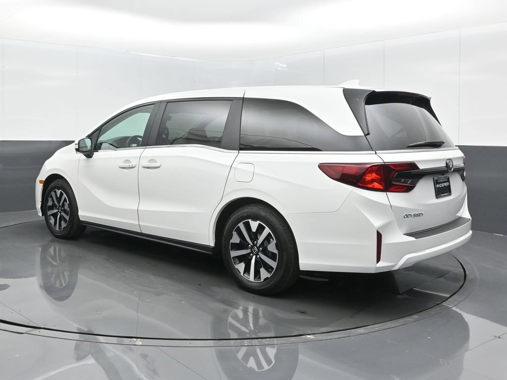 Certified 2026 Honda Odyssey EX-L image 6