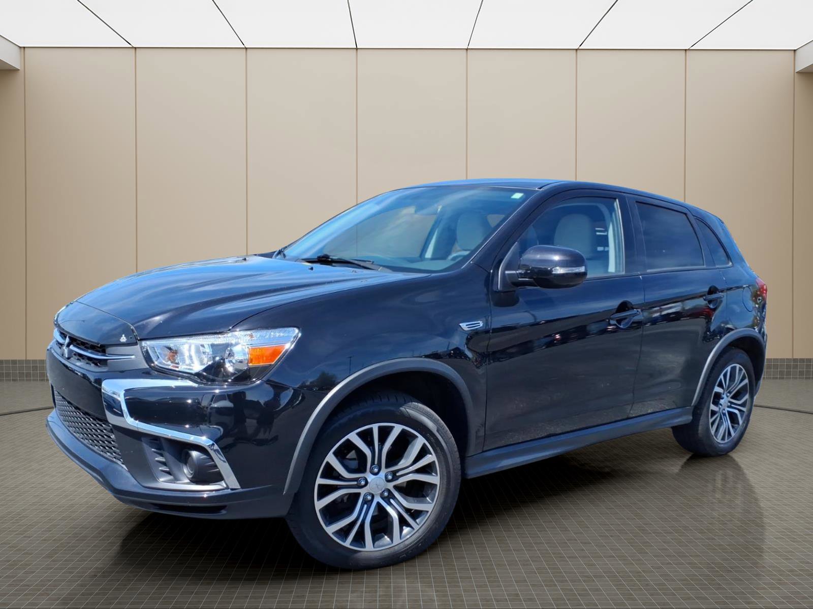 Used 2019 Mitsubishi Outlander Sport ES image 2