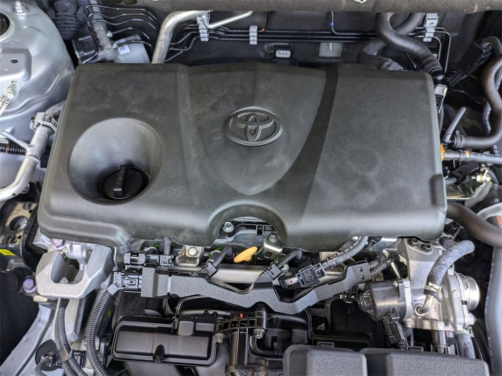 Used 2025 Toyota RAV4 LE image 35