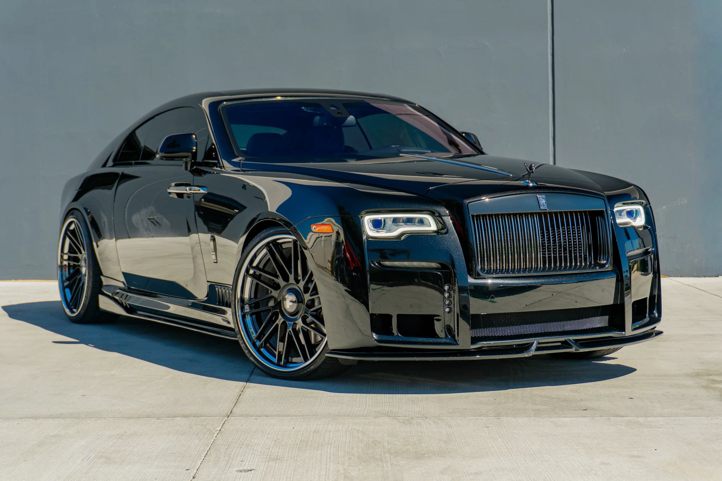 Used 2018 Rolls-Royce Wraith RWD image 5