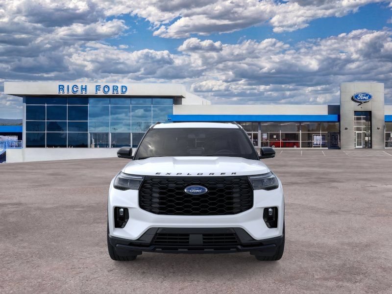 New 2026 Ford Explorer ST-Line w/ ST-Line Street Pack AWD/4WD image 6