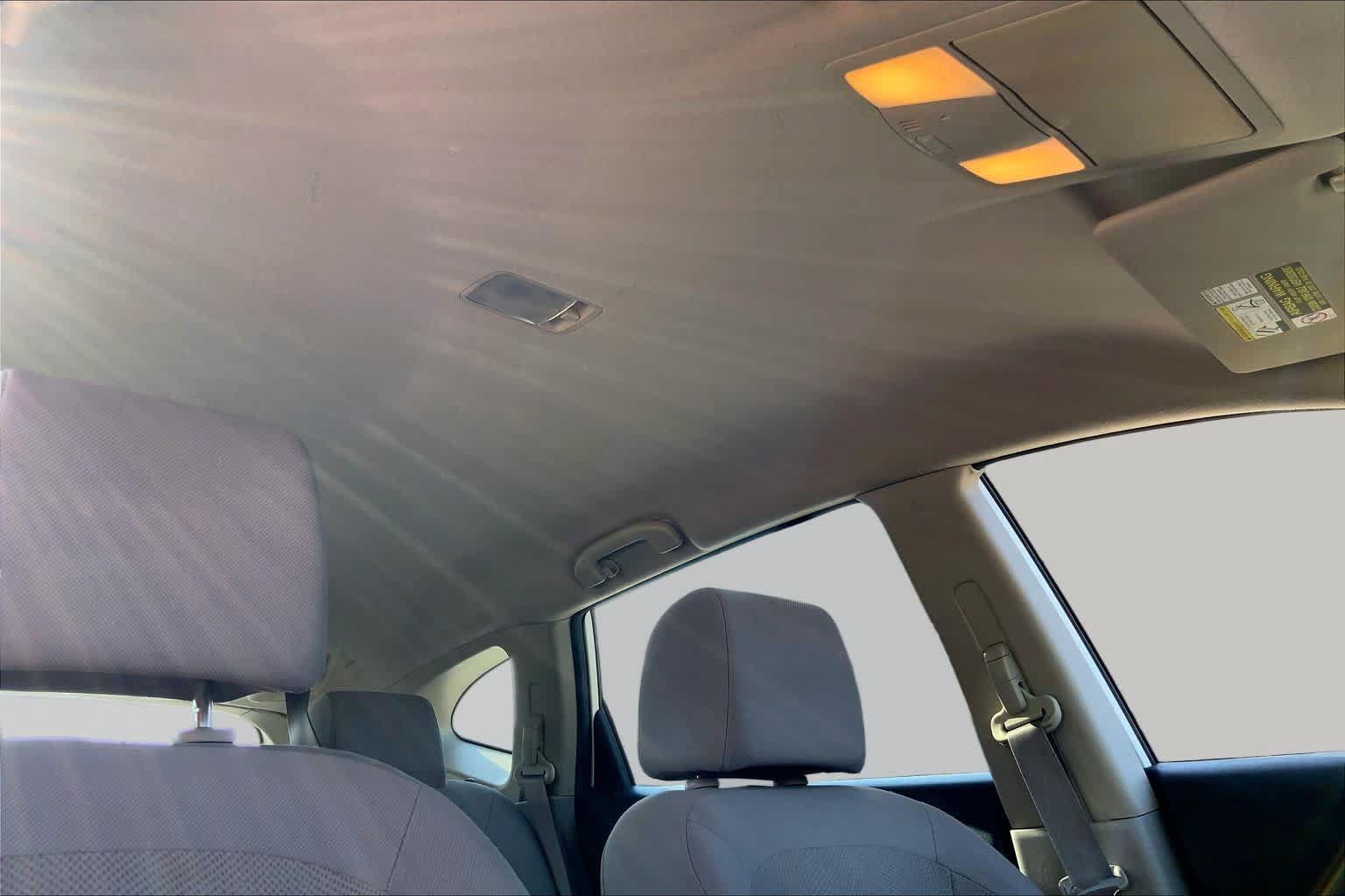 Used 2013 Nissan Rogue S FWD image 13