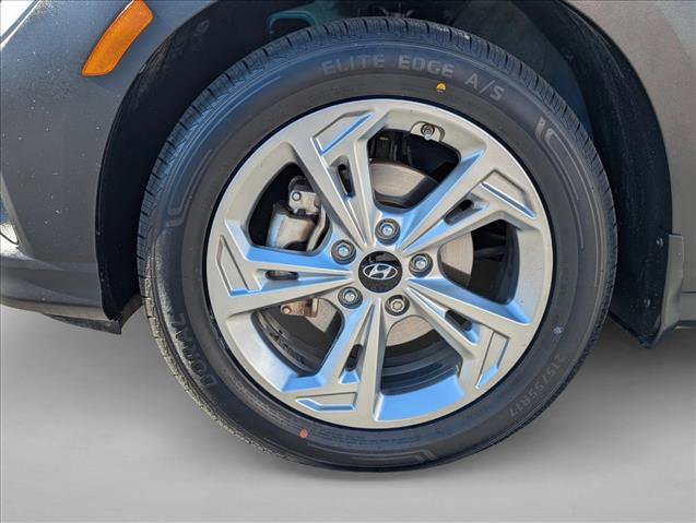 Used 2023 Hyundai Kona SEL image 9