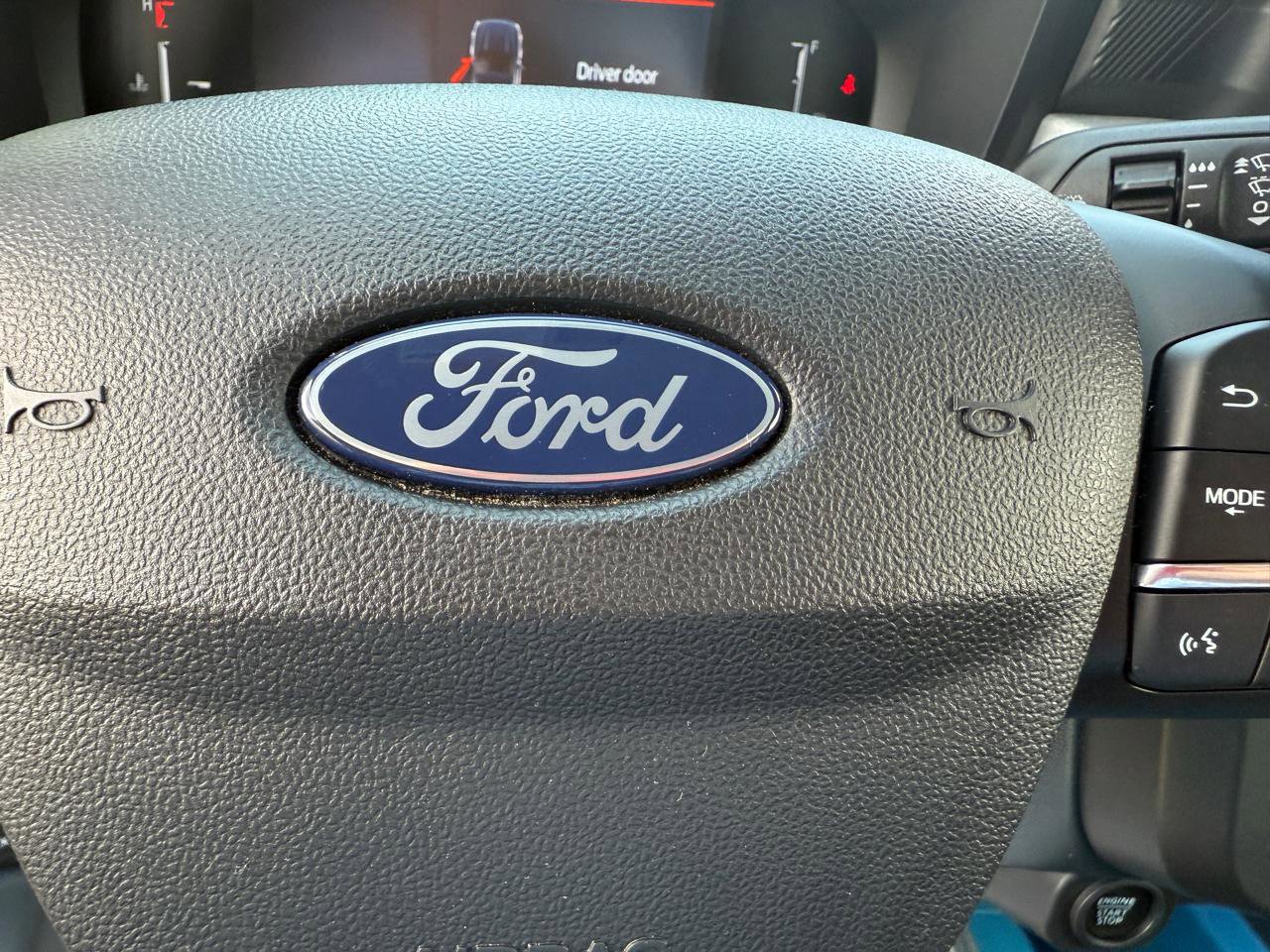 Used 2025 Ford Maverick XLT image 25