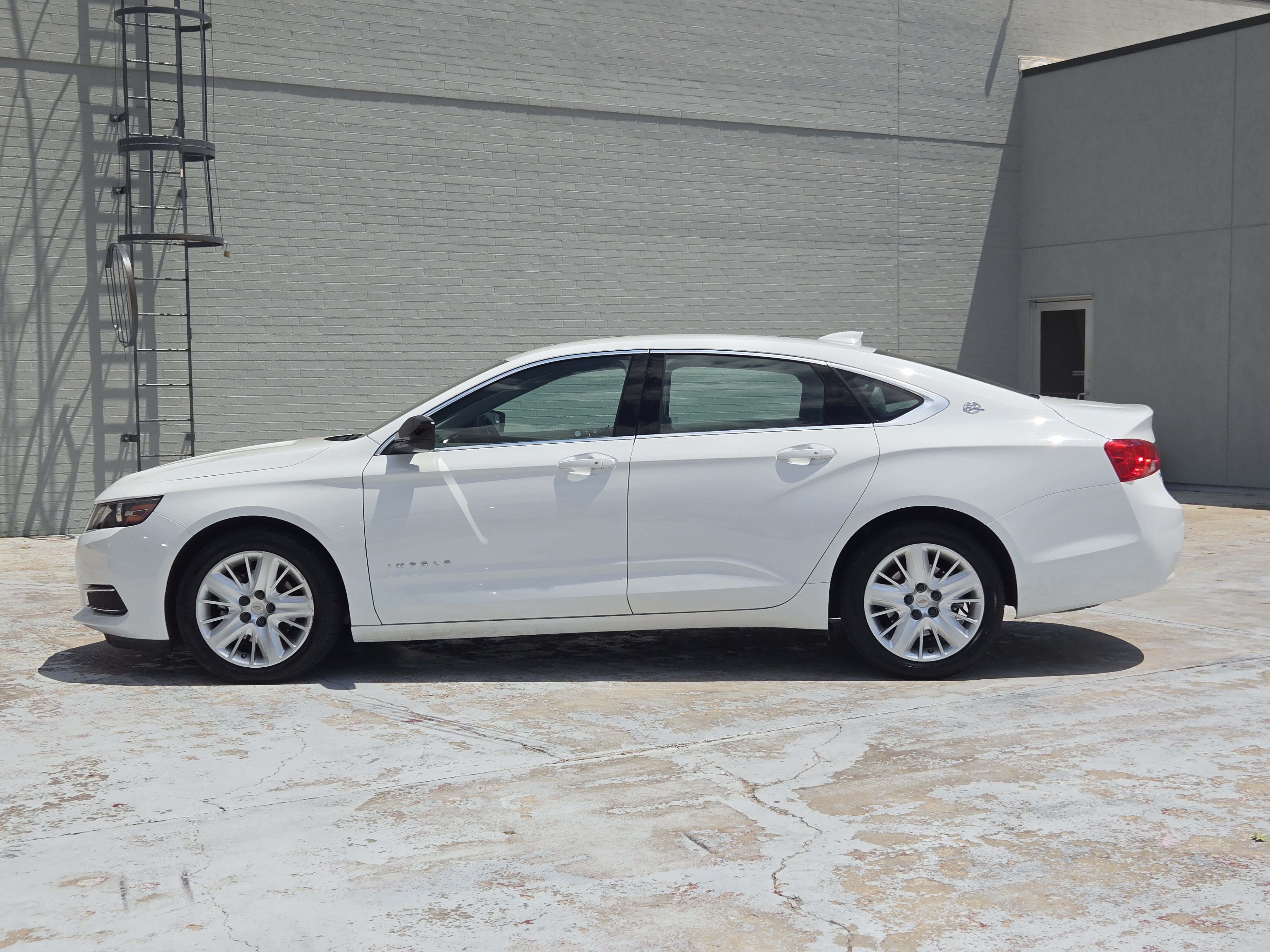 Used 2019 Chevrolet Impala LS FWD image 4