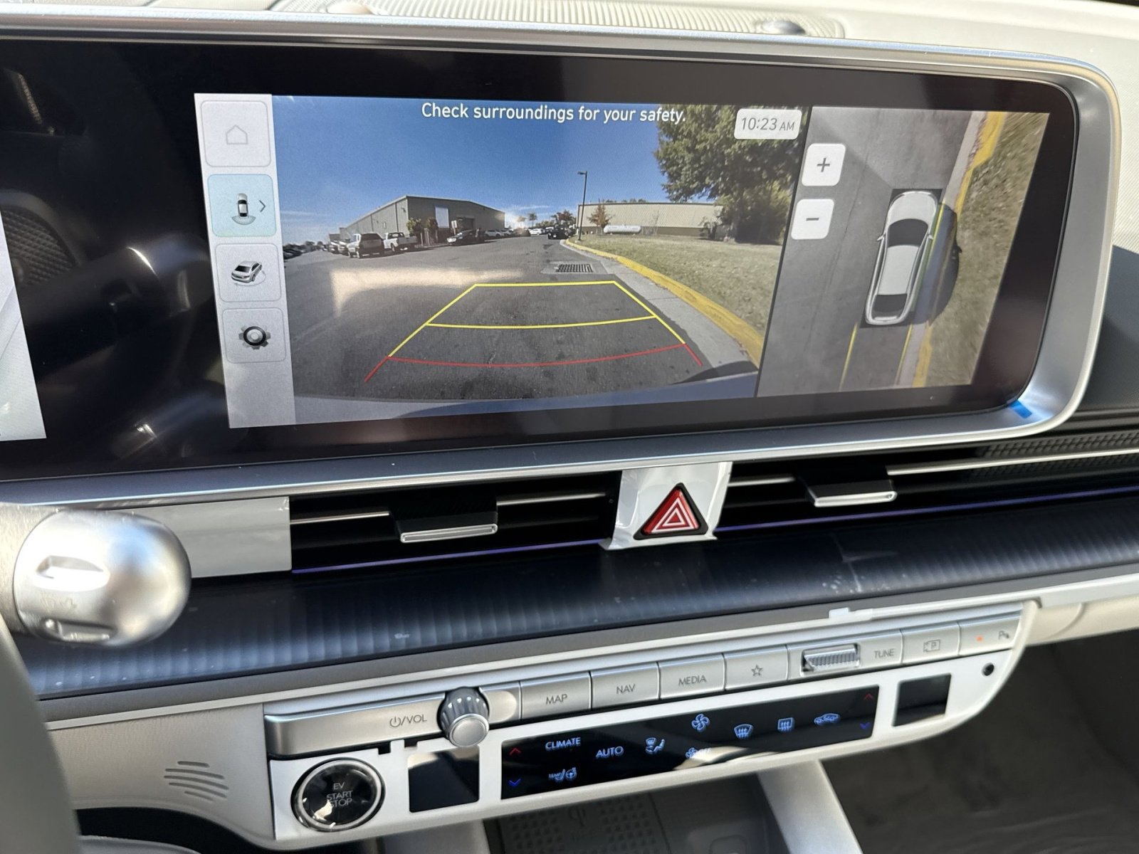 New 2025 Hyundai Ioniq 6 Limited image 18