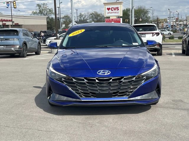 Certified 2021 Hyundai Elantra Limited image 2