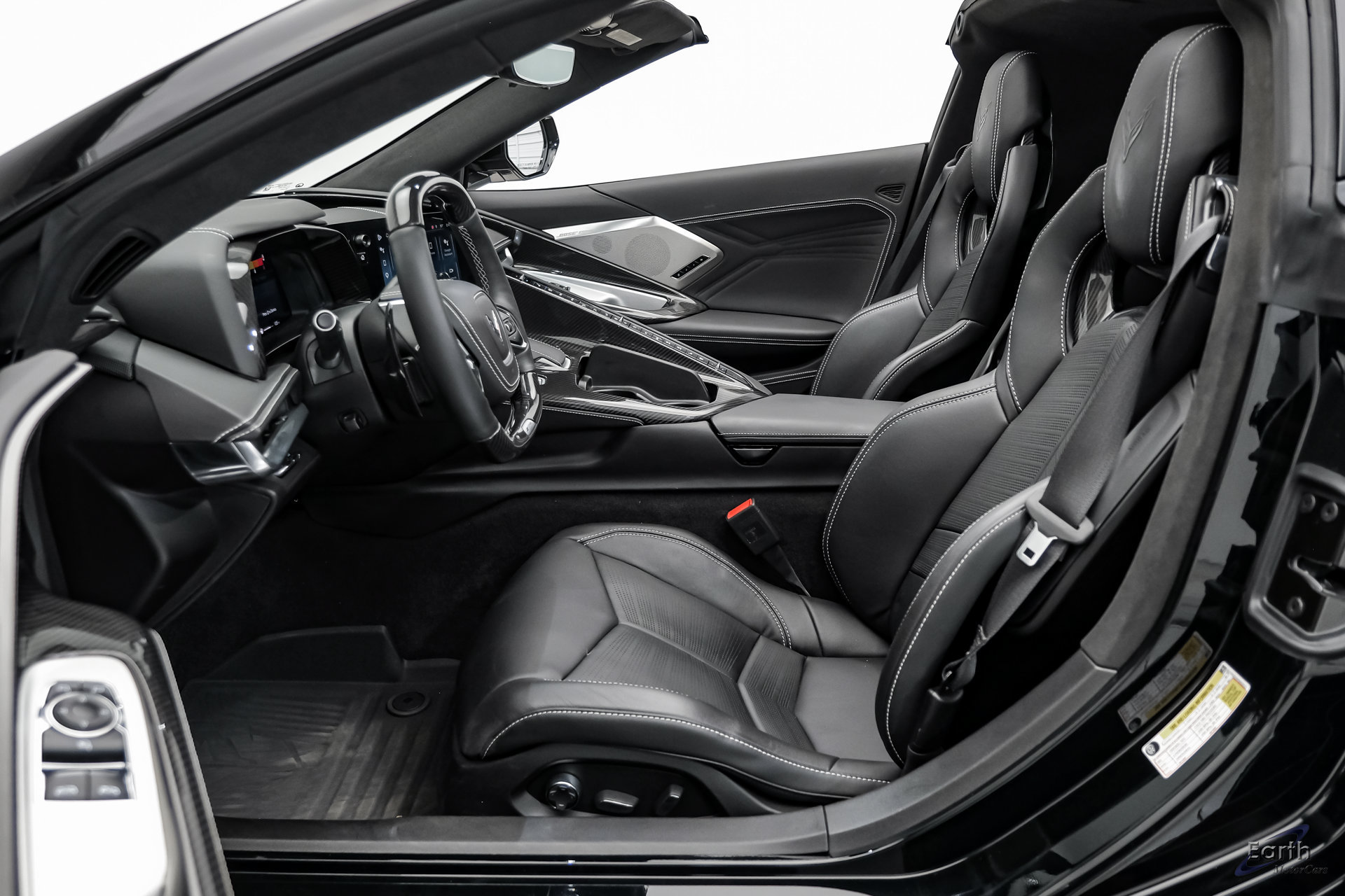 Used 2024 Chevrolet Corvette Z06 RWD image 47