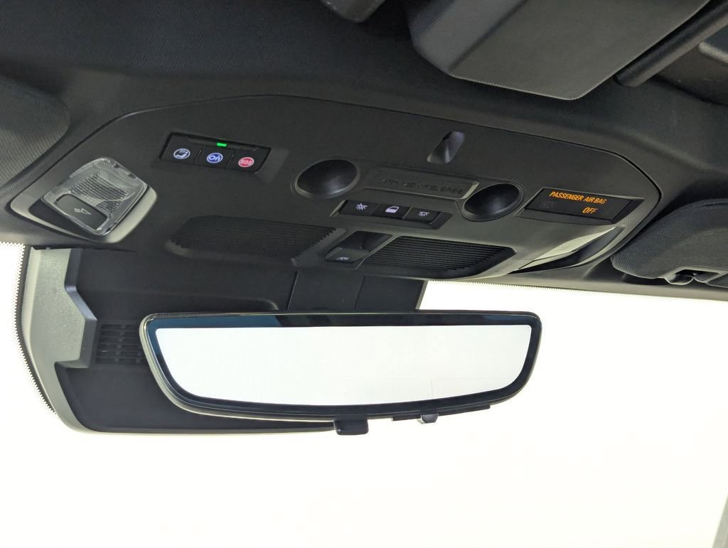 Used 2025 GMC Hummer EV 3X w/ LPO, Cargo Utility Package image 16