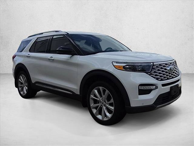 Used 2022 Ford Explorer Platinum w/ Premium Technology Package AWD/4WD image 3