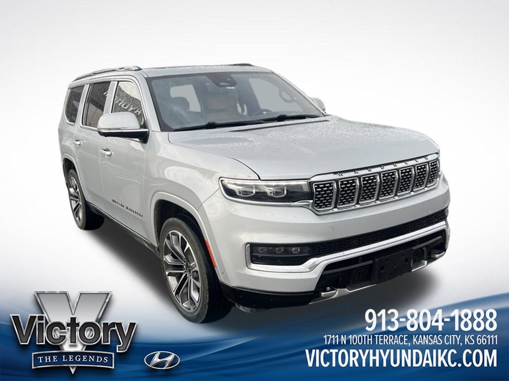 Used 2022 Jeep Grand Wagoneer Series III w/ Rear Seat Video Group 1 AWD/4WD image 7