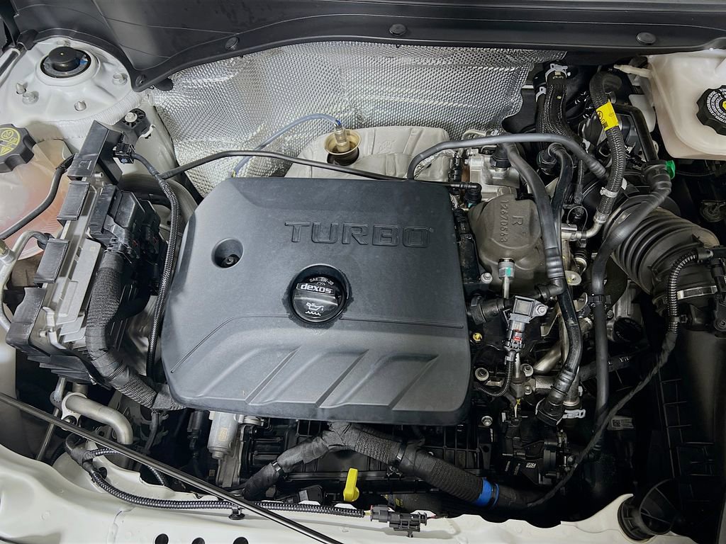 Used 2024 Buick Encore GX Avenir w/ Avenir Convenience Package image 27