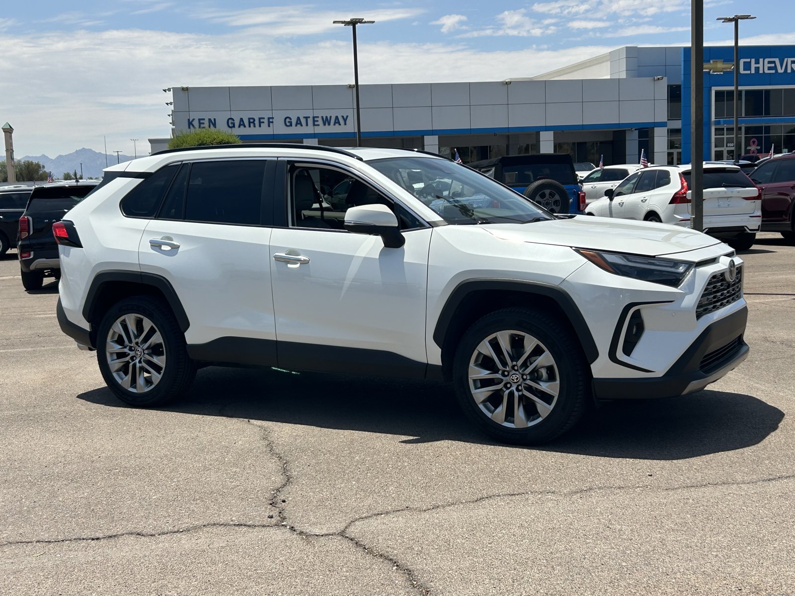 Used 2025 Toyota RAV4 Limited w/ Advanced Technology Package FWD image 7