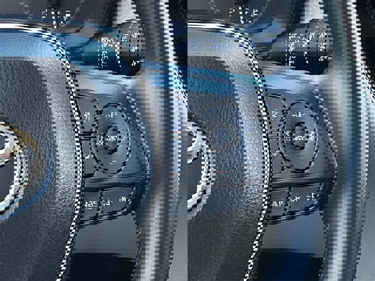 Used 2023 Toyota Corolla Cross LE image 14