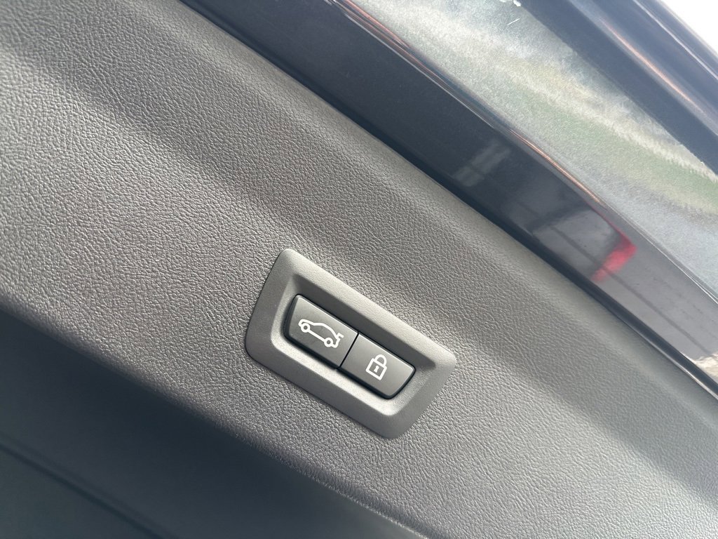 Used 2021 BMW X4 xDrive30i w/ M Sport Package image 43