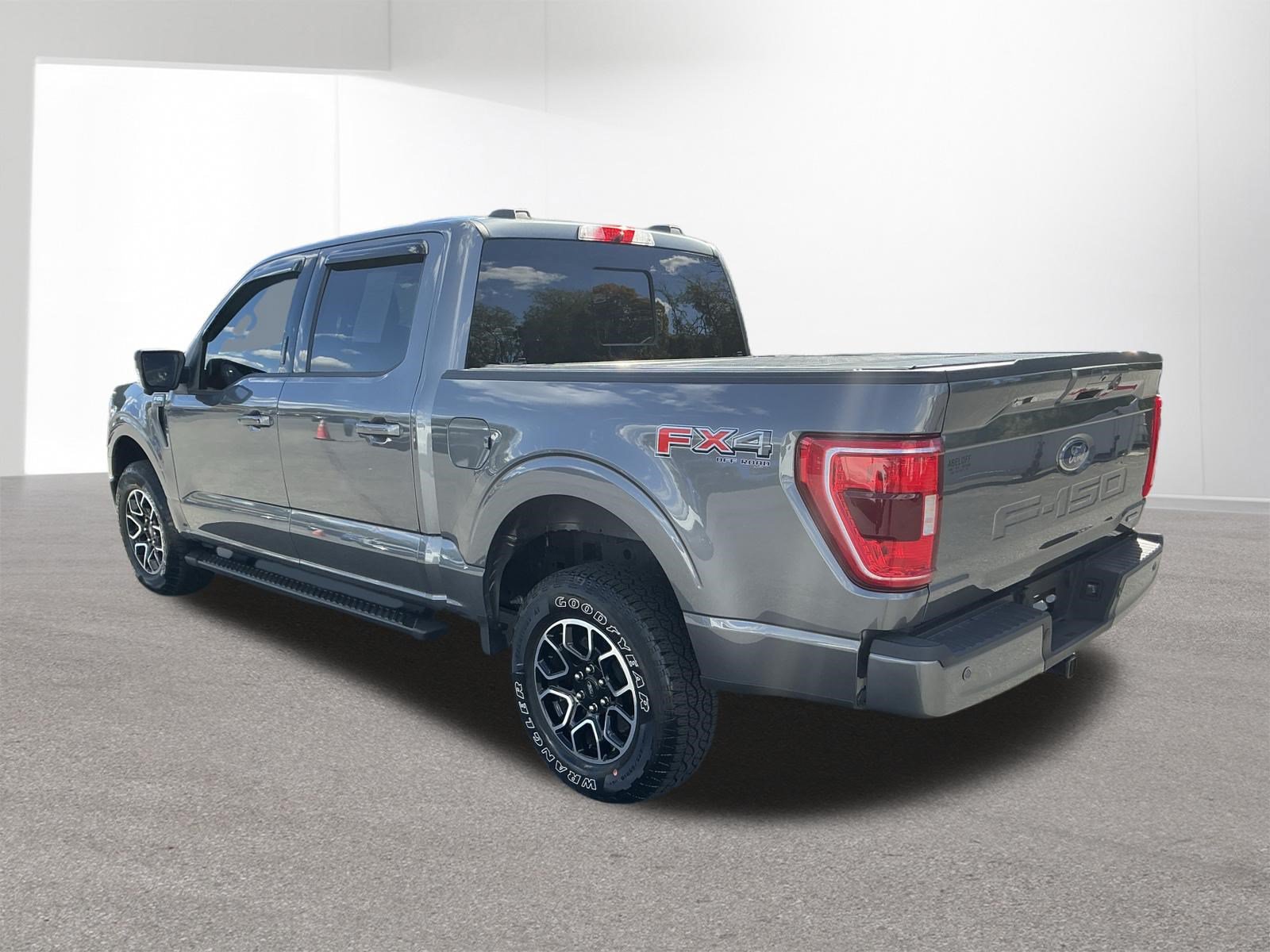 Used 2021 Ford F150 XLT w/ Equipment Group 302A High AWD/4WD image 5