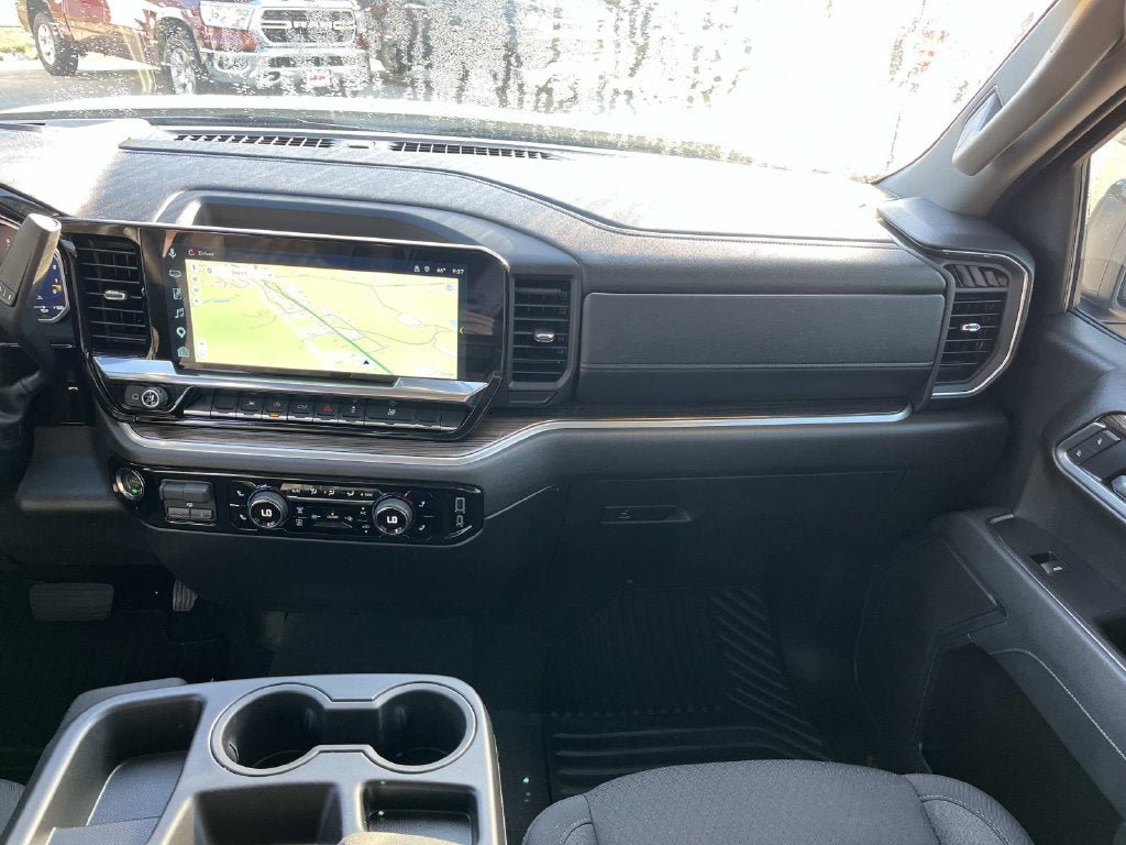 Used 2026 Chevrolet Silverado 1500 RST AWD/4WD image 12