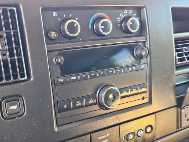 Used 2021 Chevrolet Express 3500 LS RWD image 8