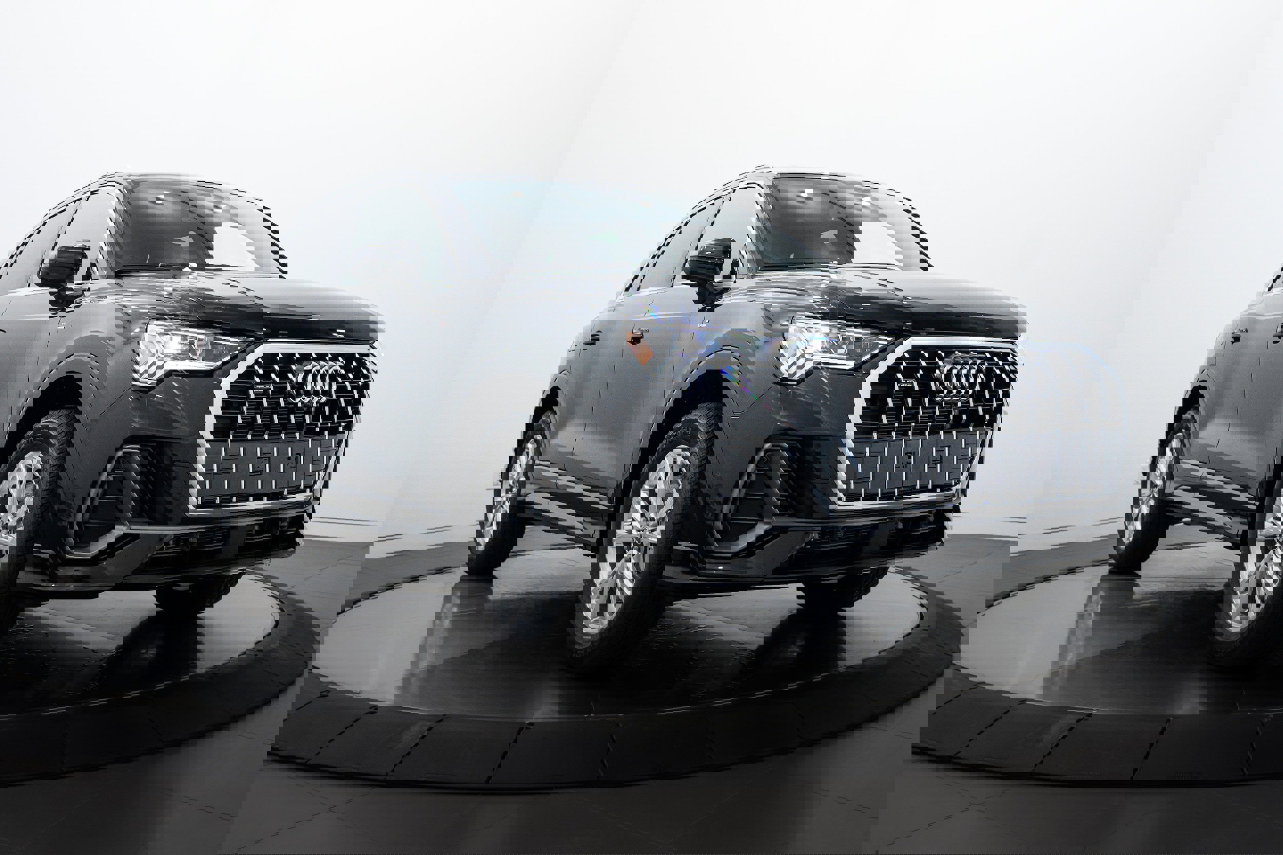 New 2025 Audi Q3 2.0T Premium