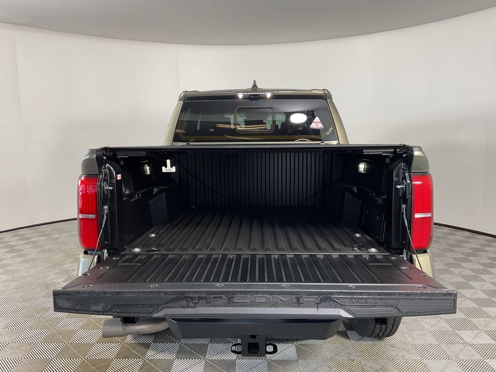 New 2026 Toyota Tacoma TRD Off-Road w/ TRD Off Road Premium Package AWD/4WD image 20