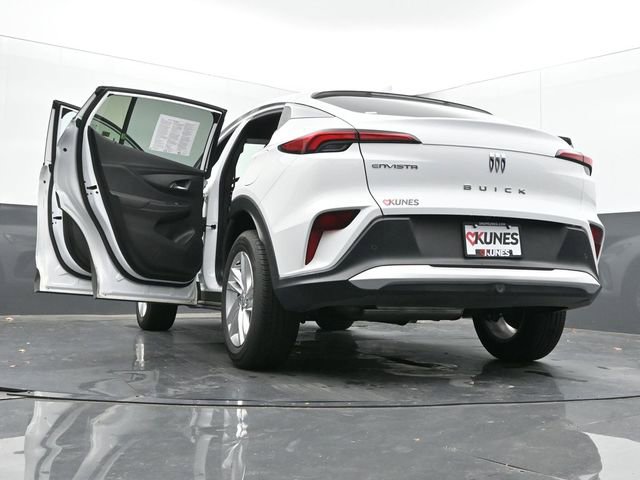 Used 2025 Buick Envista Preferred image 71