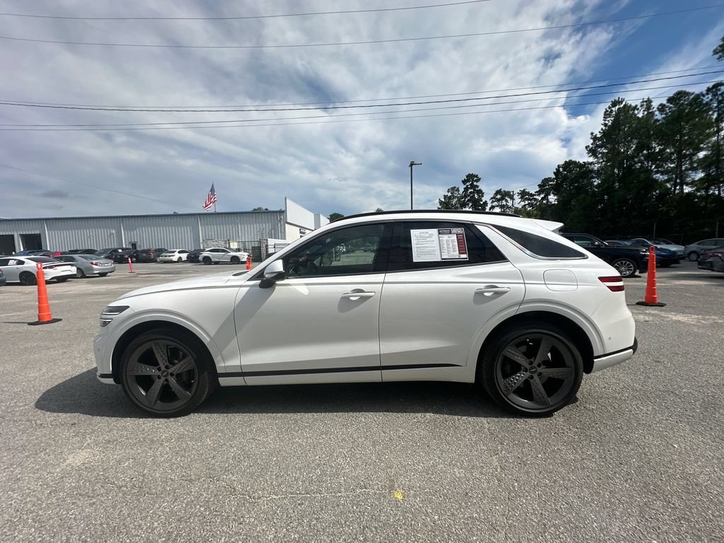 Used 2023 Genesis GV70 3.5T Sport w/ Sport Prestige Package AWD/4WD image 5