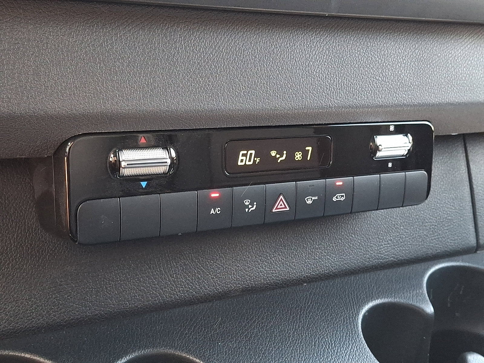 Used 2023 Mercedes-Benz Sprinter 2500 image 18