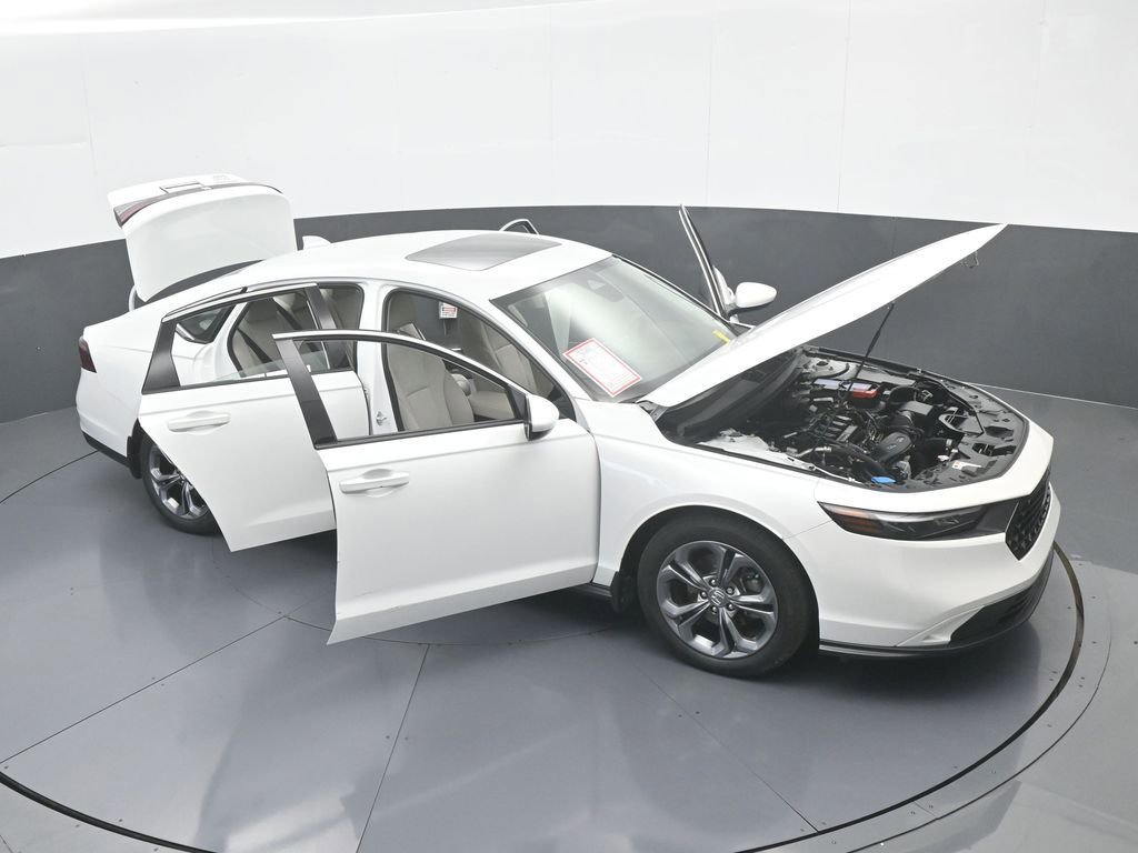 Used 2023 Honda Accord EX image 71
