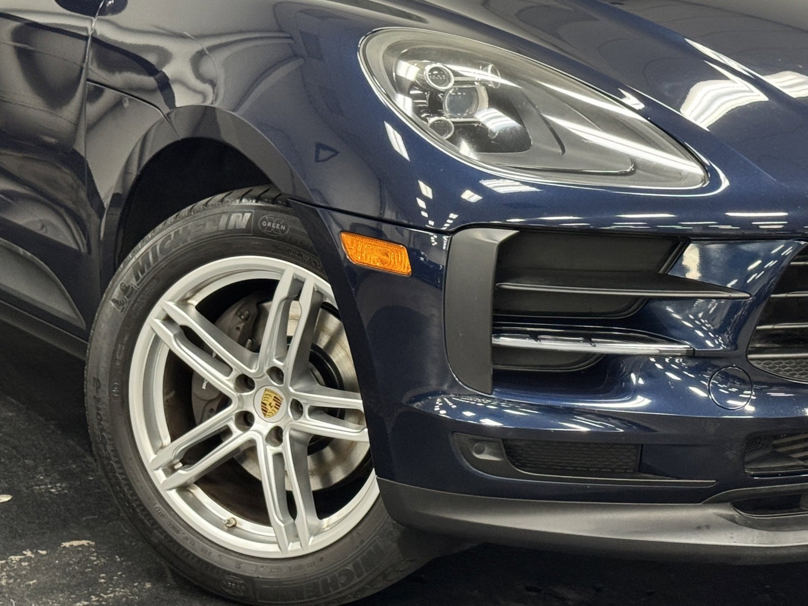 Used 2019 Porsche Macan Base image 4