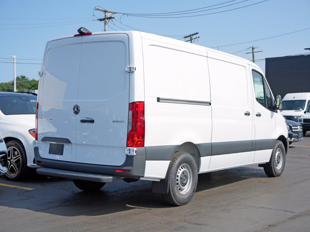 New 2026 Mercedes-Benz Sprinter 2500 image 3