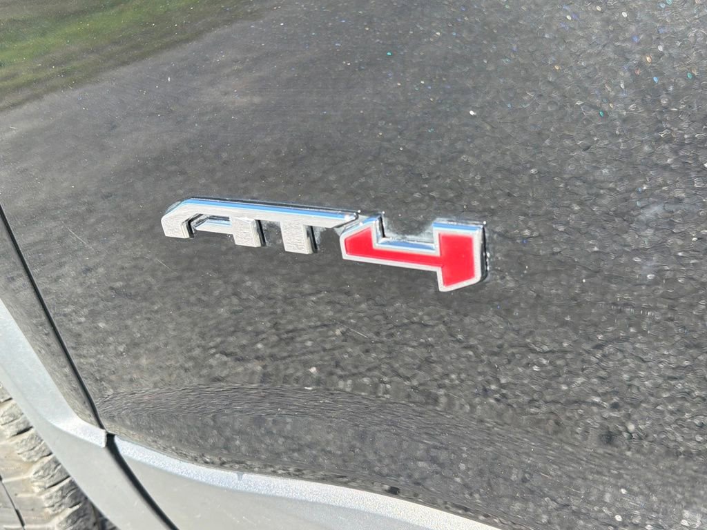 Used 2023 GMC Acadia AT4 w/ Technology Package image 25