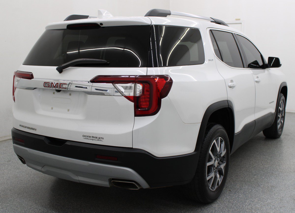 Used 2022 GMC Acadia SLT w/ LPO, Floor Liner Package FWD image 5