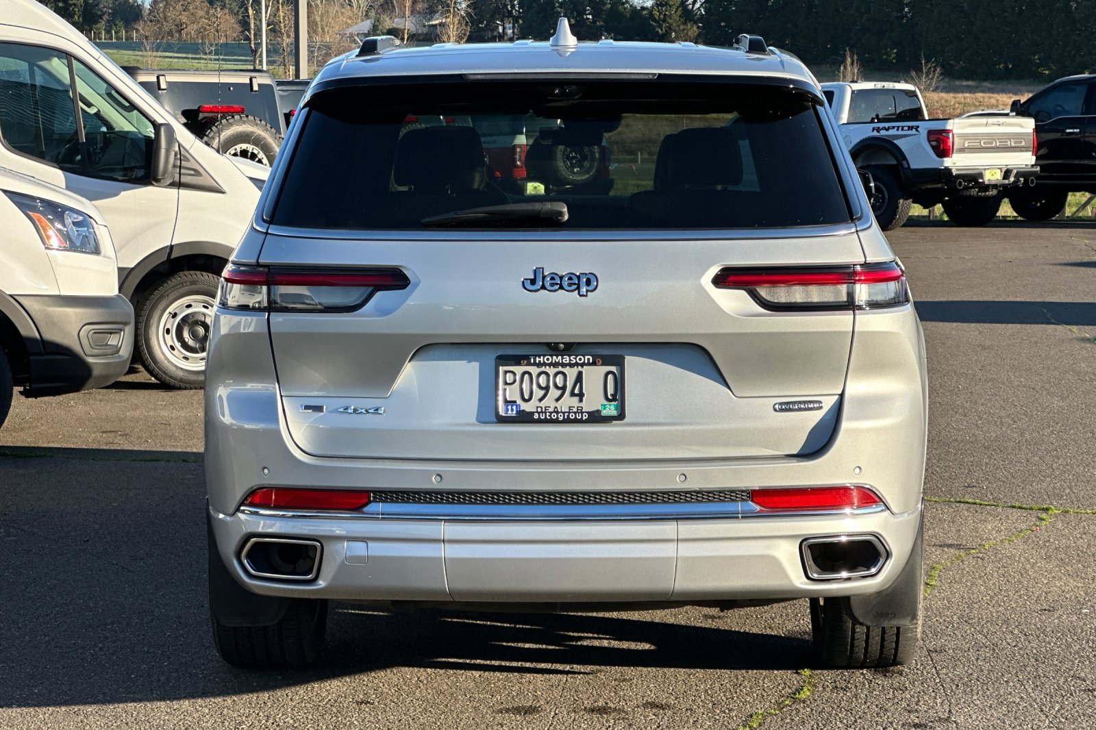Used 2022 Jeep Grand Cherokee L Overland w/ Advanced Protech Group III image 5