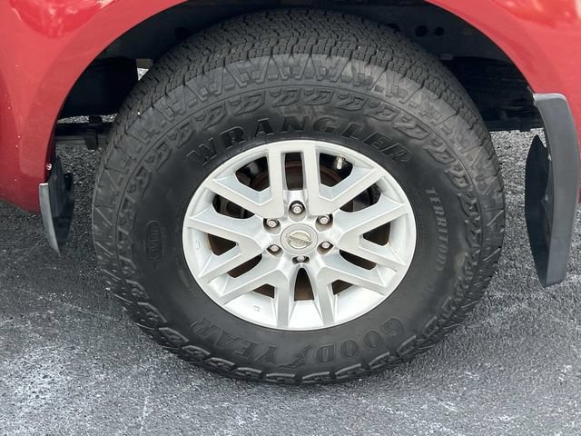 Used 2018 Nissan Frontier SV w/ Value Truck Package AWD/4WD image 14
