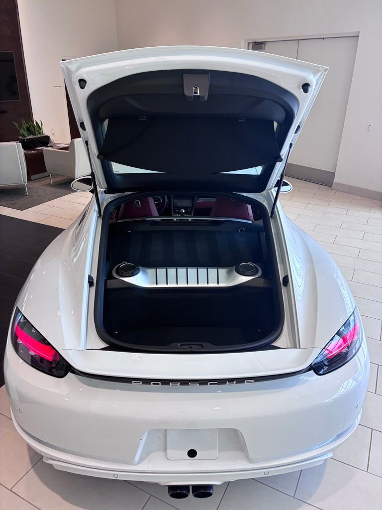 Used 2024 Porsche 718 Cayman S RWD image 15