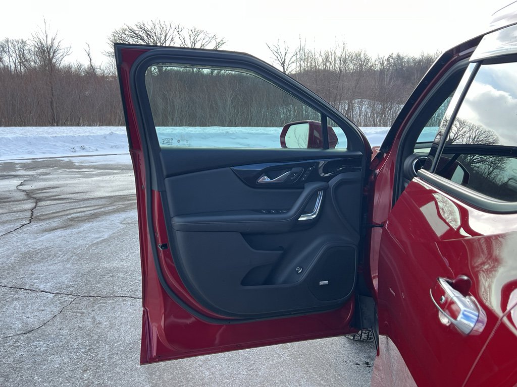 Used 2020 Chevrolet Blazer Premier w/ Driver Confidence II Package image 10