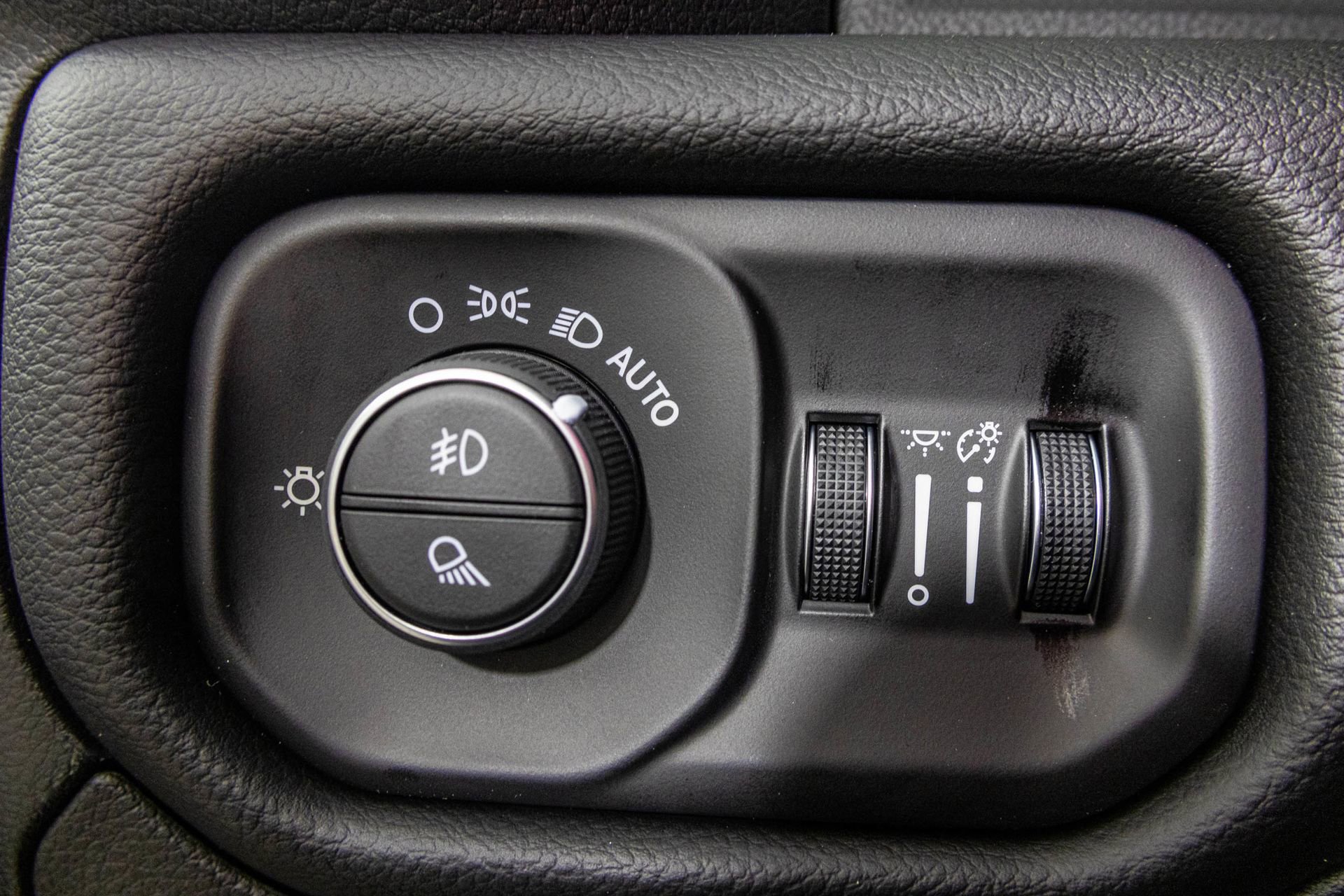 New 2026 RAM 1500 Big Horn AWD/4WD image 31
