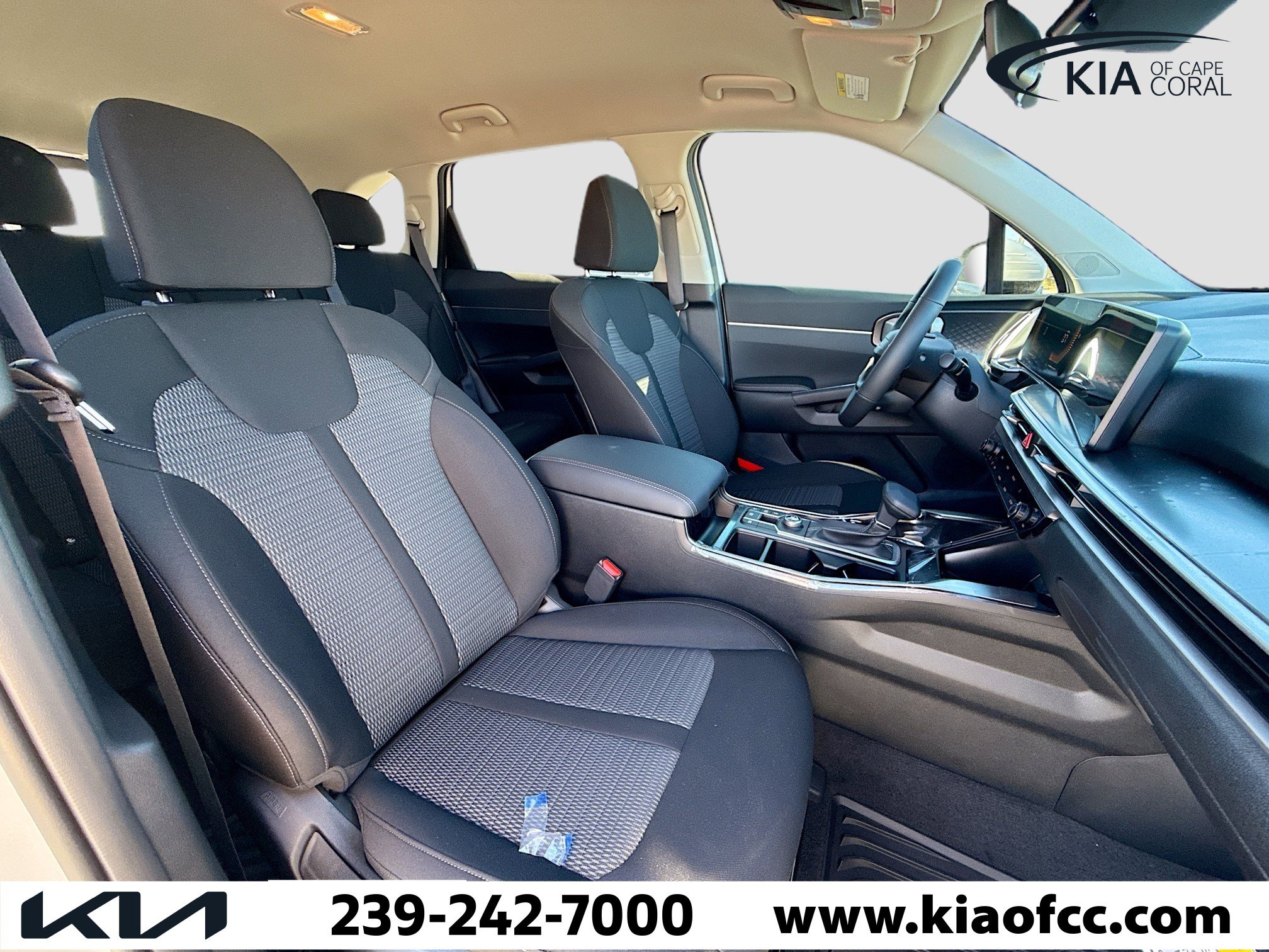 New 2026 Kia Sorento LX image 13