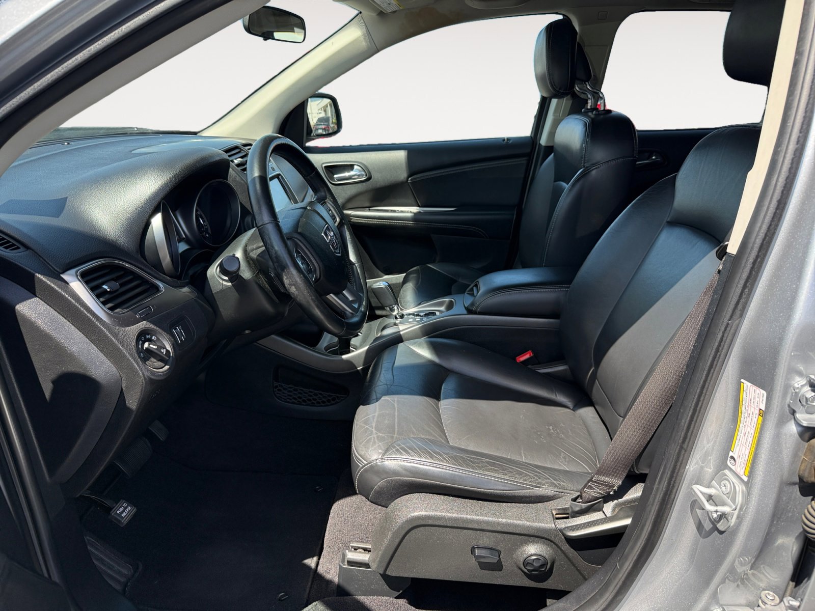 Used 2018 Dodge Journey Crossroad w/ Popular Equipment Group FWD image 10