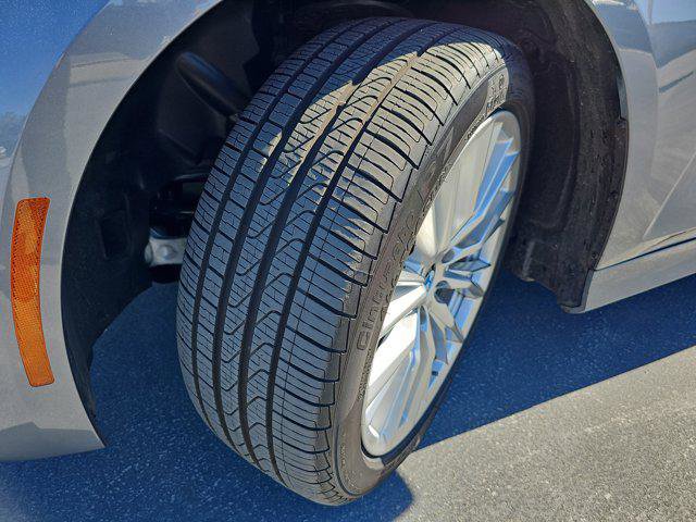 Certified 2024 BMW 330i Sedan w/ Premium Package image 32