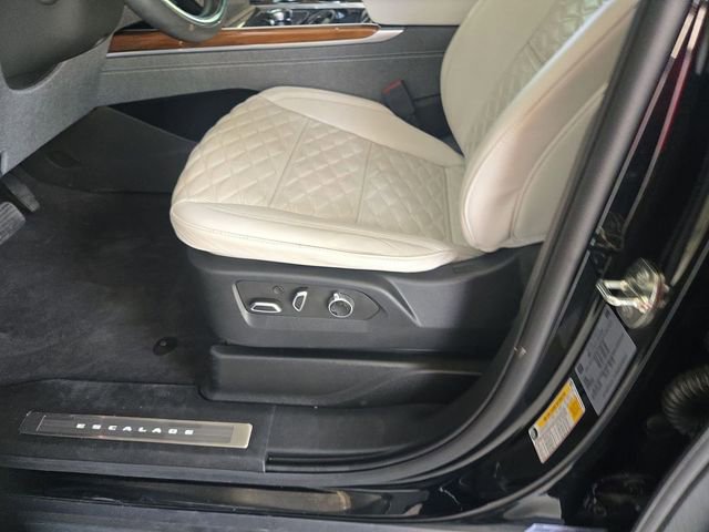 Certified 2025 Cadillac Escalade Sport Platinum AWD/4WD image 23