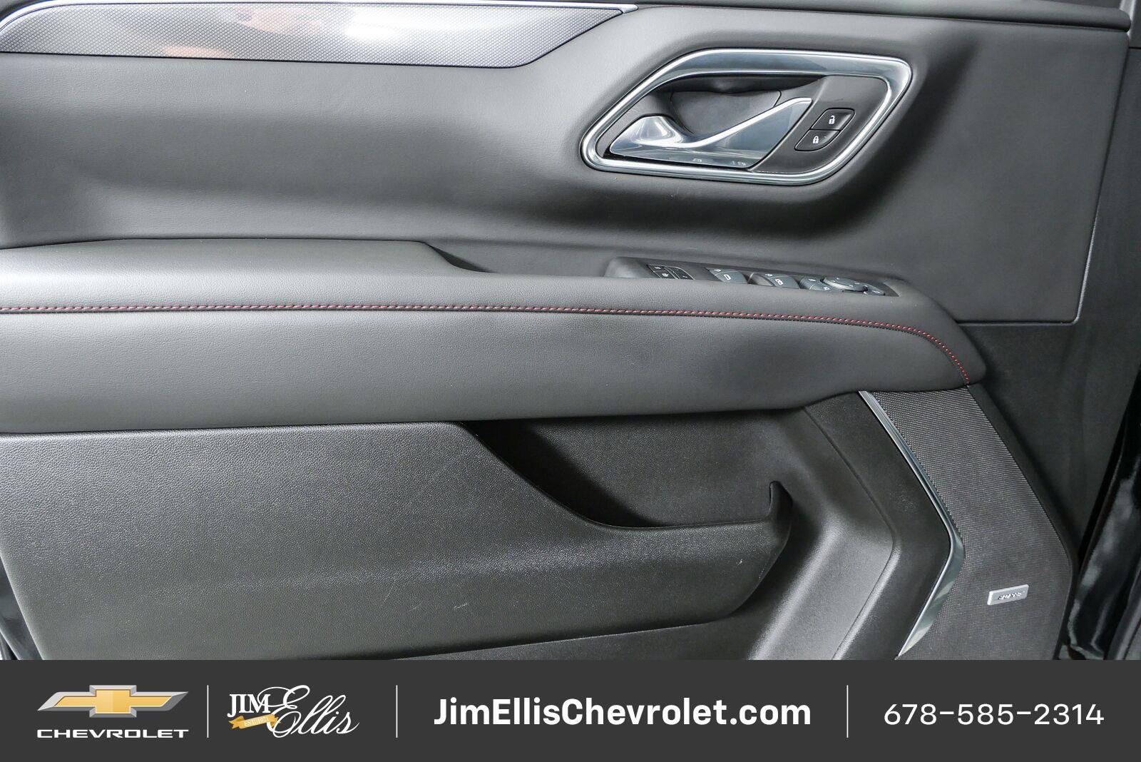 Certified 2024 Chevrolet Suburban RST w/ Luxury Package RWD image 6