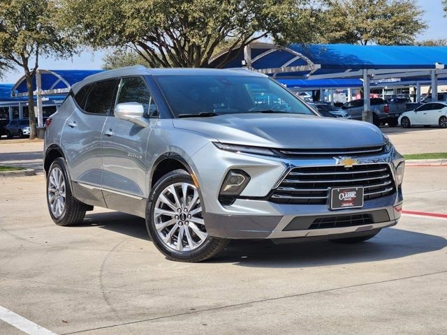 Used 2024 Chevrolet Blazer Premier w/ Driver Confidence II Package image 2