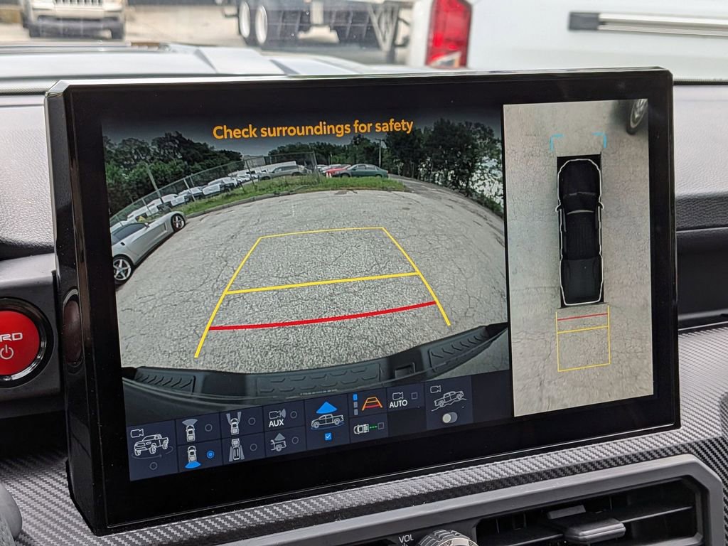 Used 2025 Toyota Tacoma TRD Pro w/ Tow Tech Package AWD/4WD image 21
