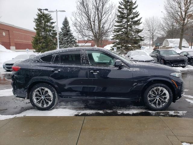 New 2026 BMW X6 xDrive40i w/ Climate Comfort Package image 4