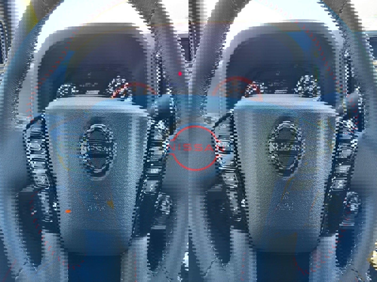 New 2026 Nissan Frontier PRO-4X w/ Pro-4x Convenience Package image 22