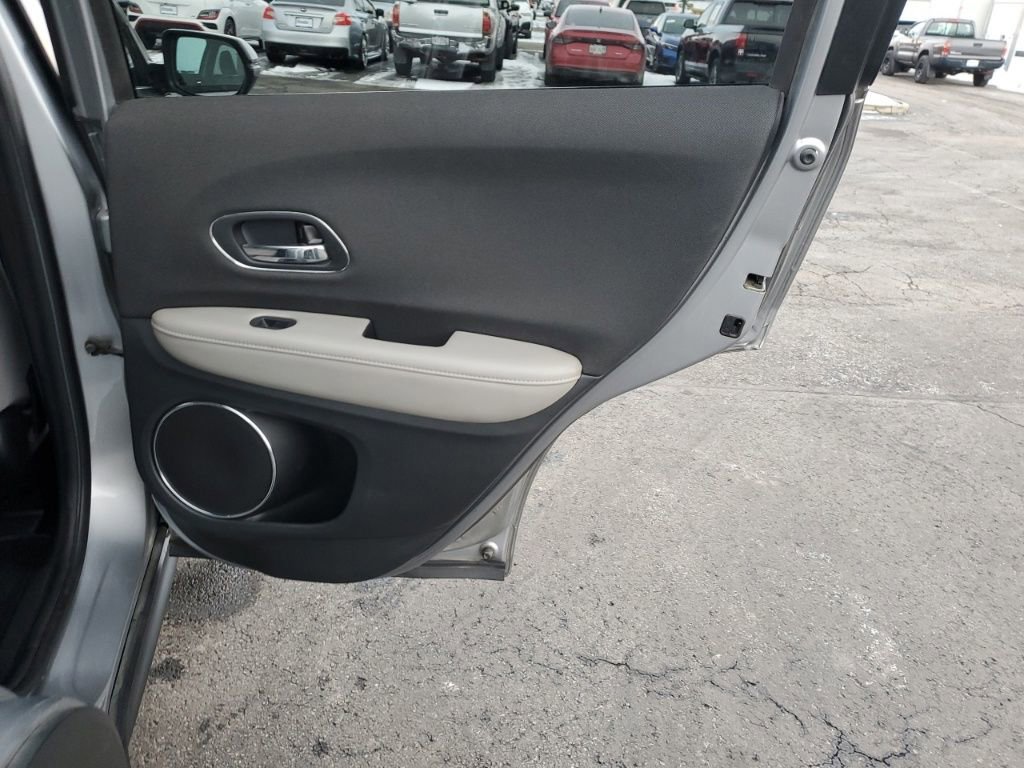 Used 2021 Honda HR-V EX image 27